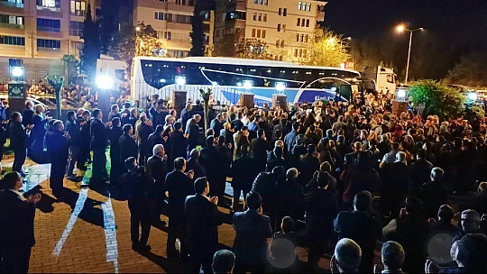 90 kişi dualarla Kutsal yolculuğa çıktı