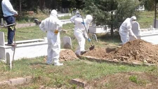 Bartın'da 3 ay sonra koronadan 1 kişi vefat etti