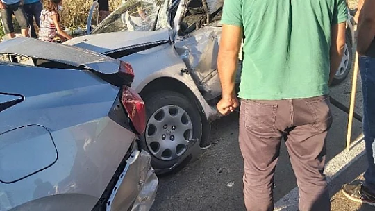 Türbe altında zincirleme kaza