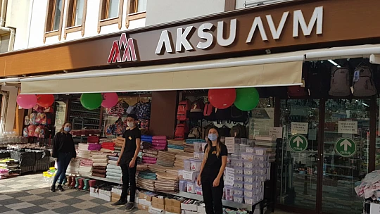 Aksu AVM'de 60 bin çeşit ürün