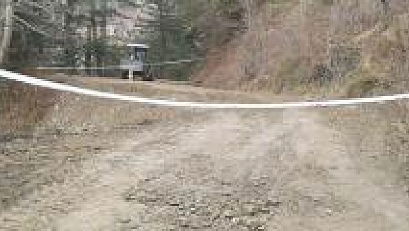 Kıyıklar Köy Yolunda Heyelan